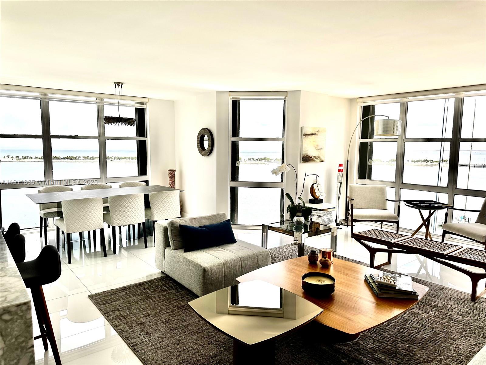 BRICKELL PLACE CONDO - Residential