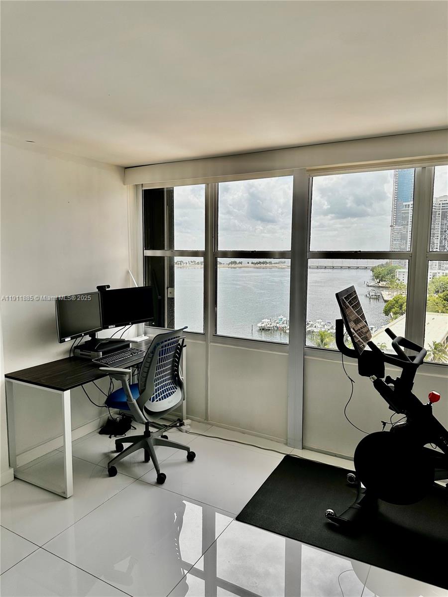 BRICKELL PLACE CONDO - Residential