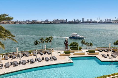 Tiny photo for 848 Brickell Key Dr #3403, Miami, FL 33131 (MLS # A12005874)