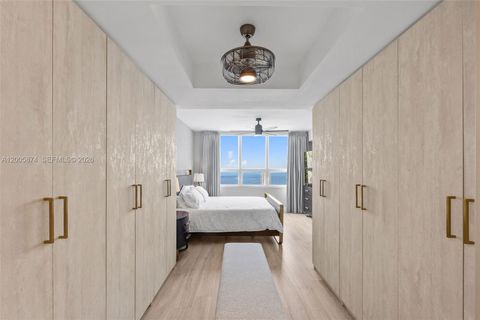 Tiny photo for 848 Brickell Key Dr #3403, Miami, FL 33131 (MLS # A12005874)