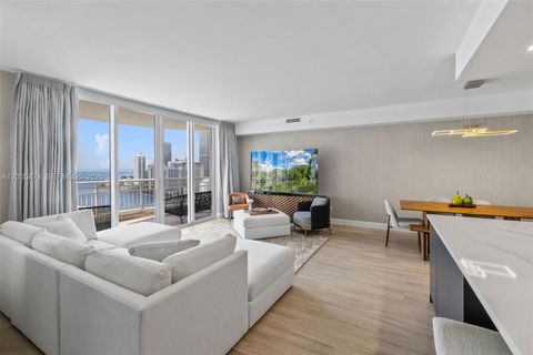 Tiny photo for 848 Brickell Key Dr #3403, Miami, FL 33131 (MLS # A12005874)