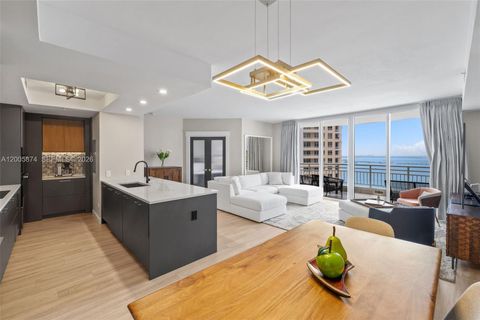 Tiny photo for 848 Brickell Key Dr #3403, Miami, FL 33131 (MLS # A12005874)