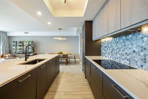 Tiny photo for 848 Brickell Key Dr #3403, Miami, FL 33131 (MLS # A12005874)