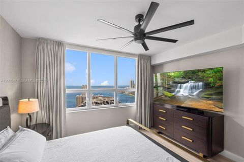 Tiny photo for 848 Brickell Key Dr #3403, Miami, FL 33131 (MLS # A12005874)