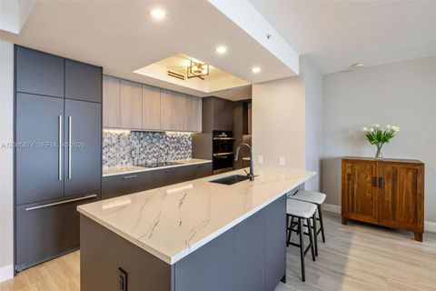 Tiny photo for 848 Brickell Key Dr #3403, Miami, FL 33131 (MLS # A12005874)