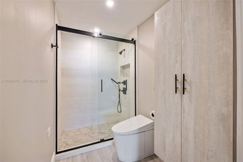 Tiny photo for 848 Brickell Key Dr #3403, Miami, FL 33131 (MLS # A12005874)