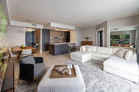 Tiny photo for 848 Brickell Key Dr #3403, Miami, FL 33131 (MLS # A12005874)