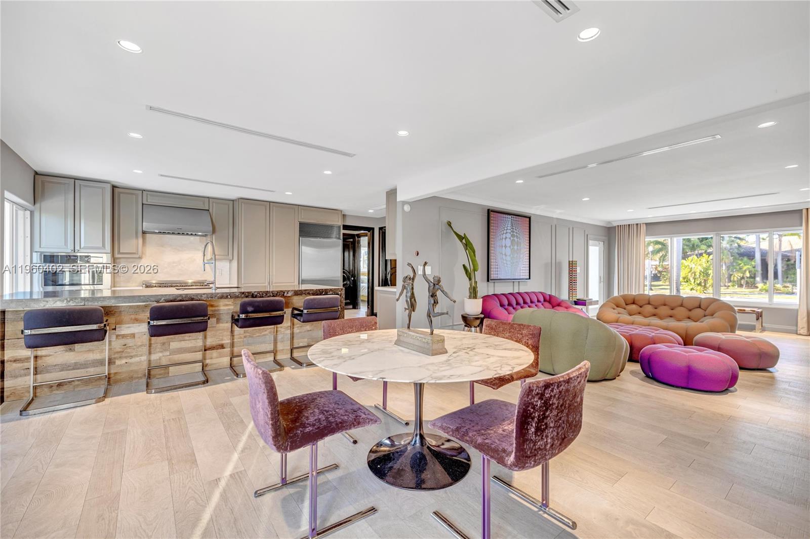 HOLLYWOOD LAKES SECTION - Residential Lease