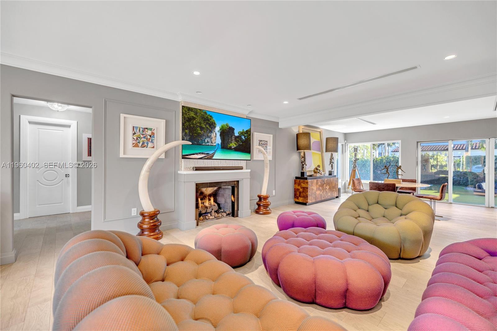 HOLLYWOOD LAKES SECTION - Residential Lease