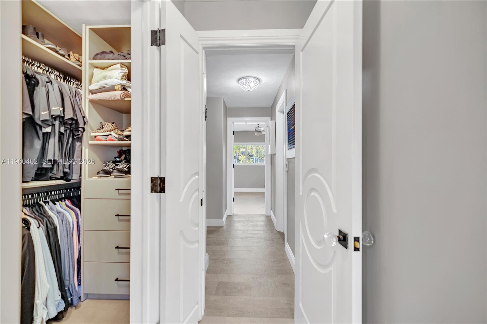 HOLLYWOOD LAKES SECTION - Residential Lease