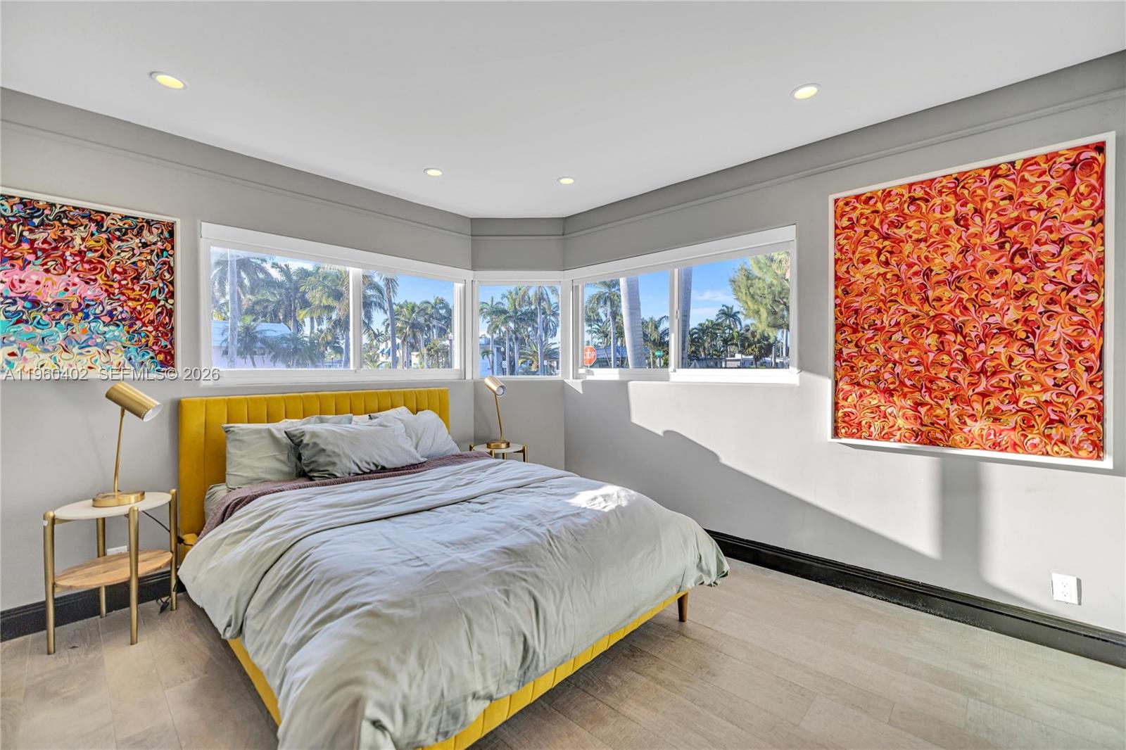 HOLLYWOOD LAKES SECTION - Residential Lease