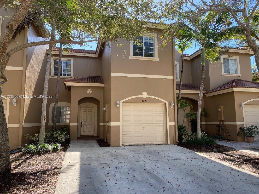 8524 SW 214th Way 8524