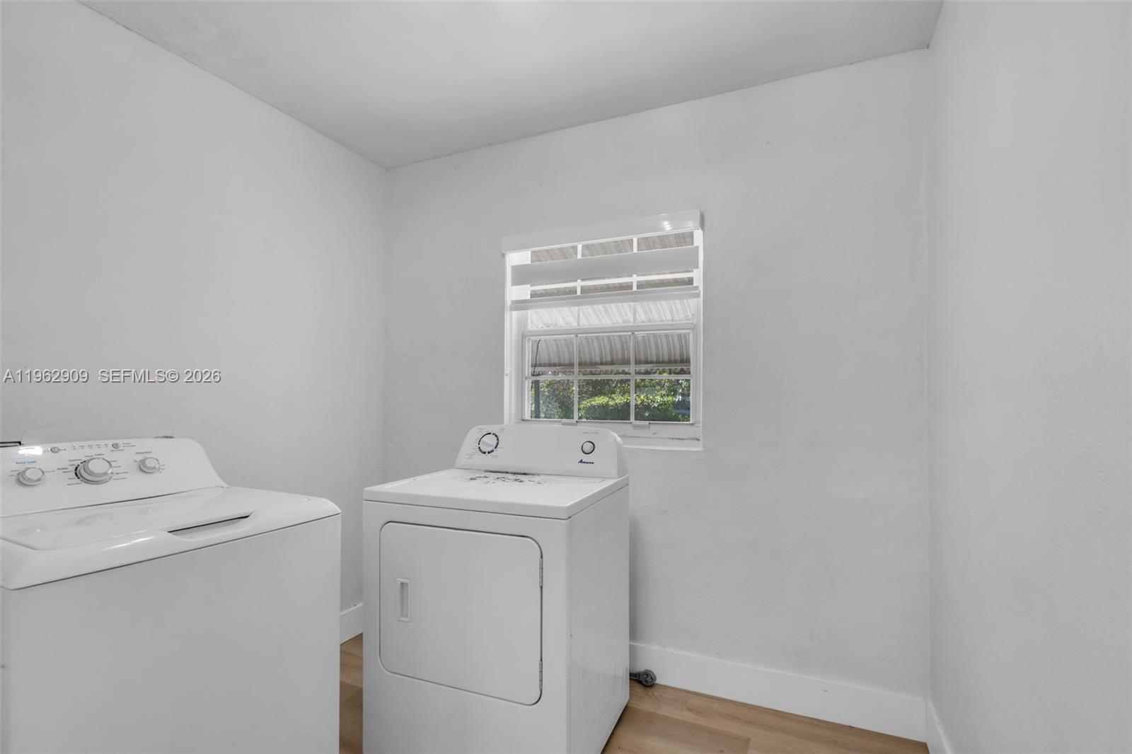 VENETIAN GARDEN REV - Residential