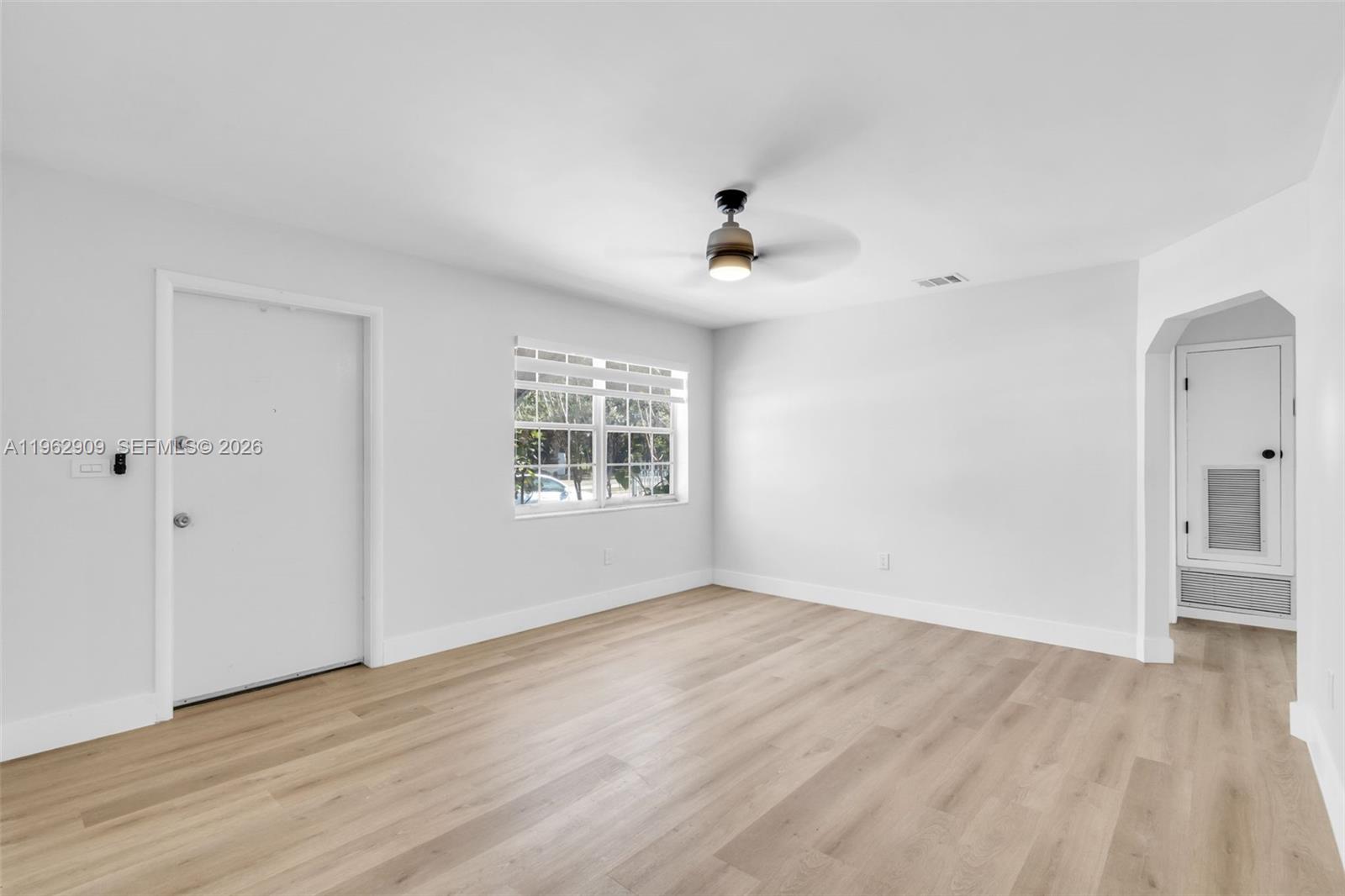 VENETIAN GARDEN REV - Residential