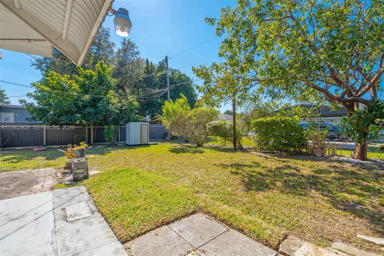 VENETIAN GARDEN REV - Residential