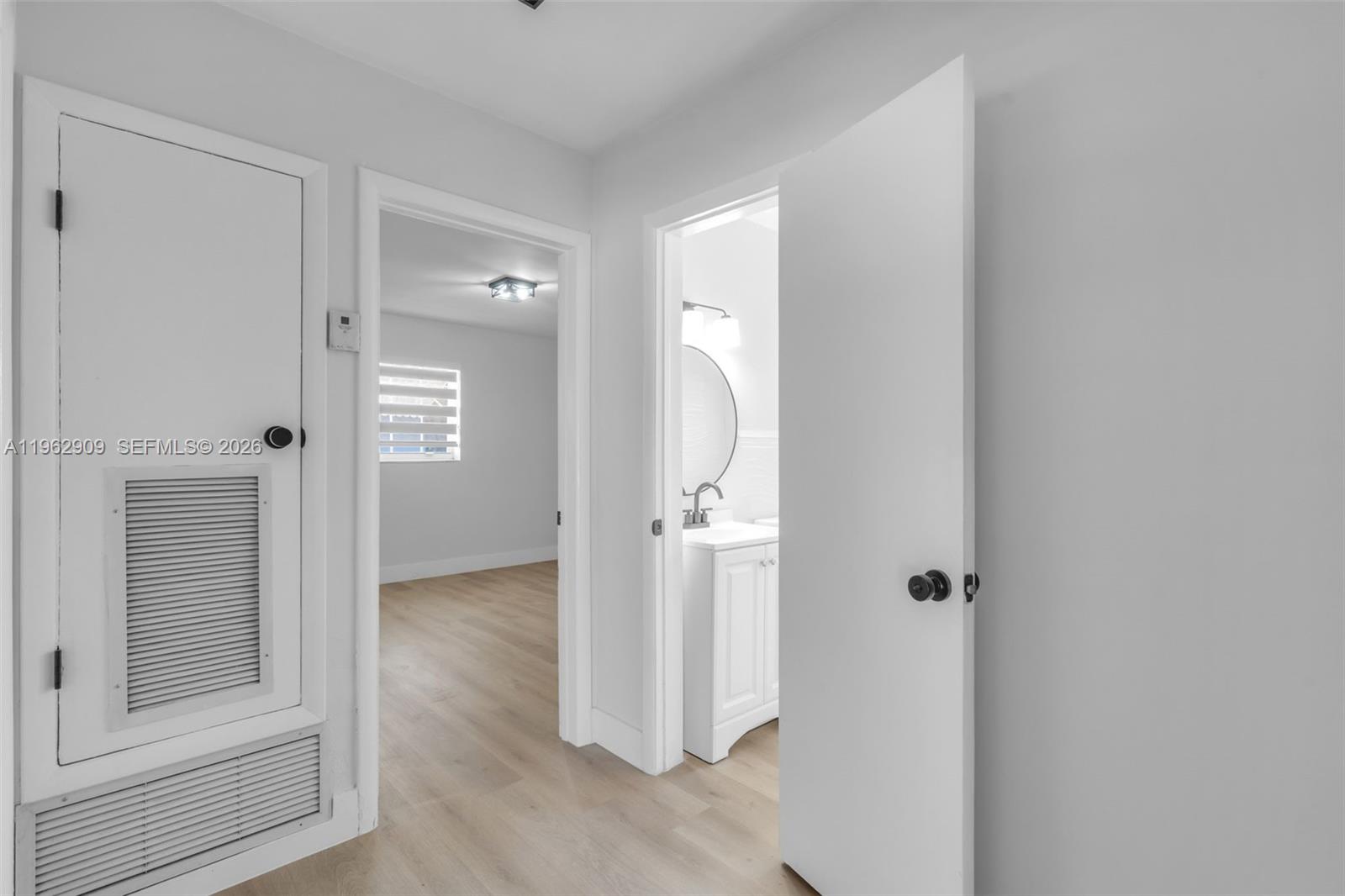 VENETIAN GARDEN REV - Residential