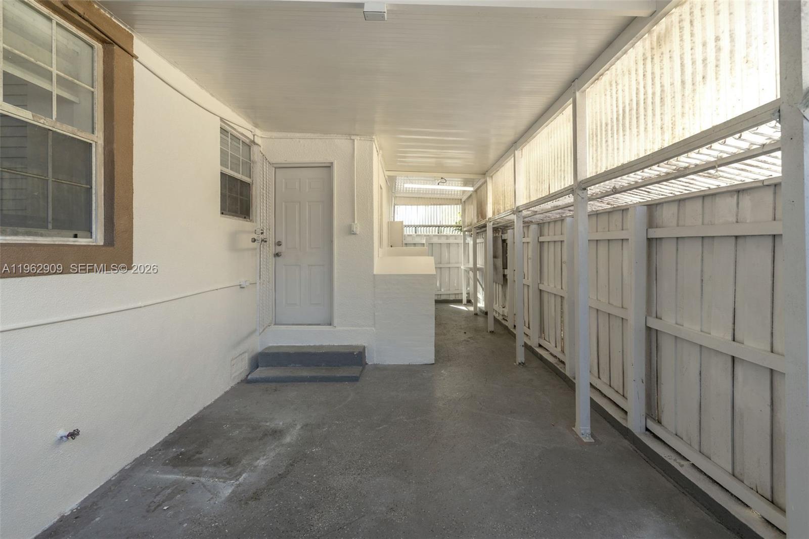 VENETIAN GARDEN REV - Residential