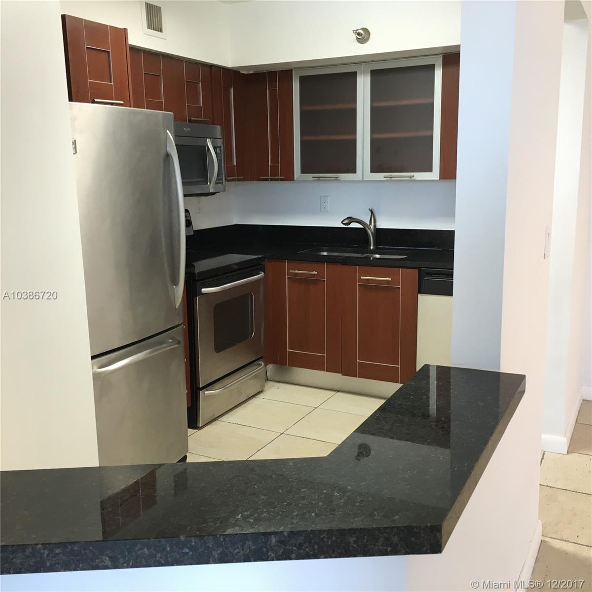 PARC CENTRAL AVENTURA SOU - Residential Lease