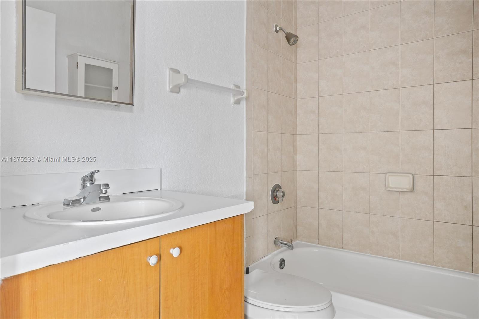 EAST VIEW GARDENS - Residential Lease