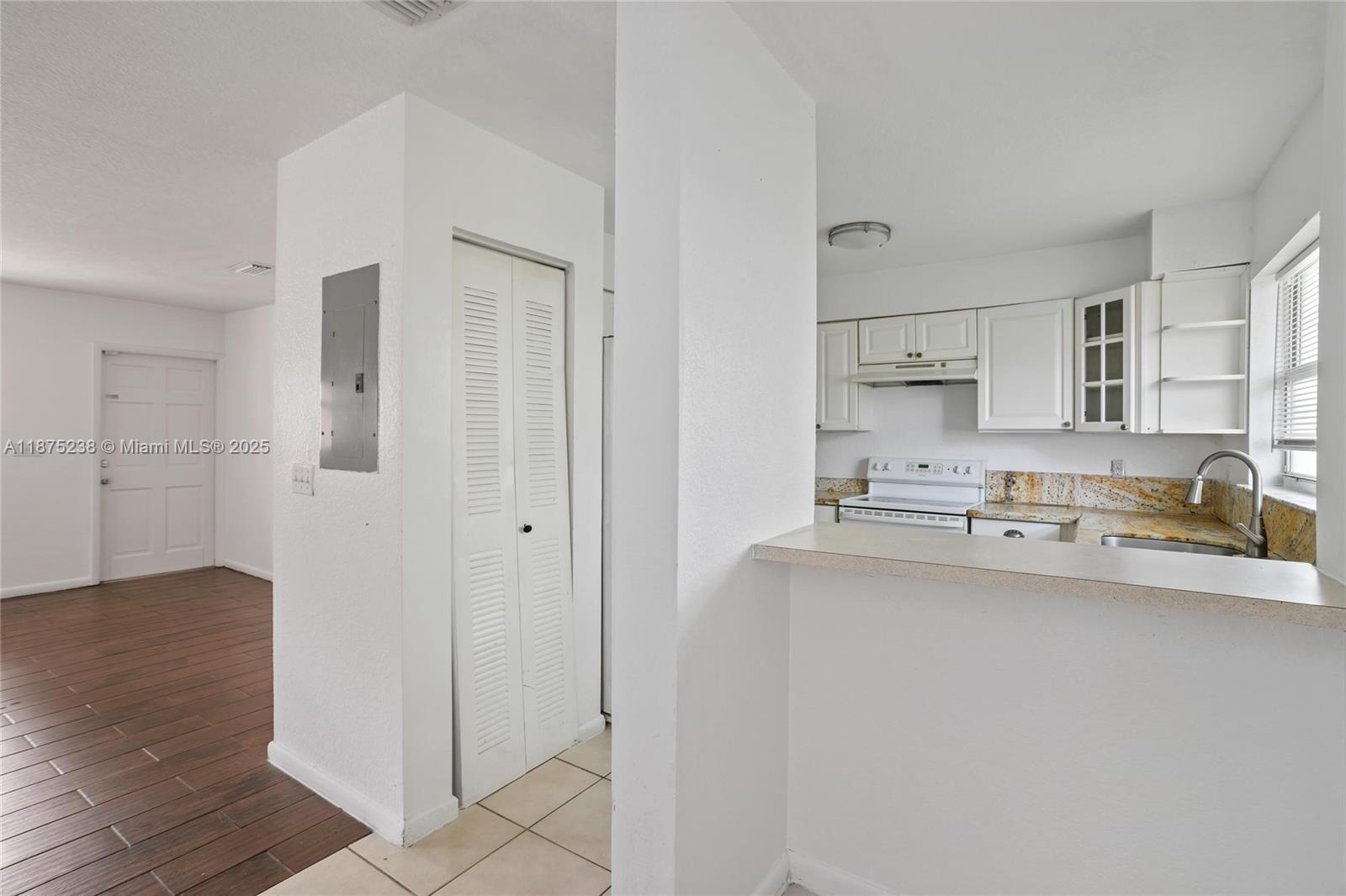 EAST VIEW GARDENS - Residential Lease