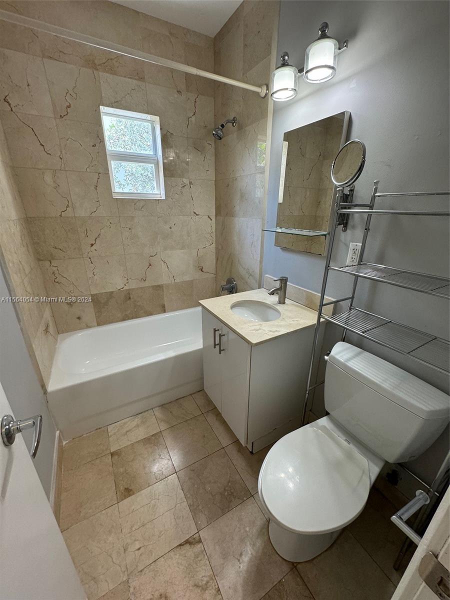 THE ABBOTT CONDO - Residential Lease