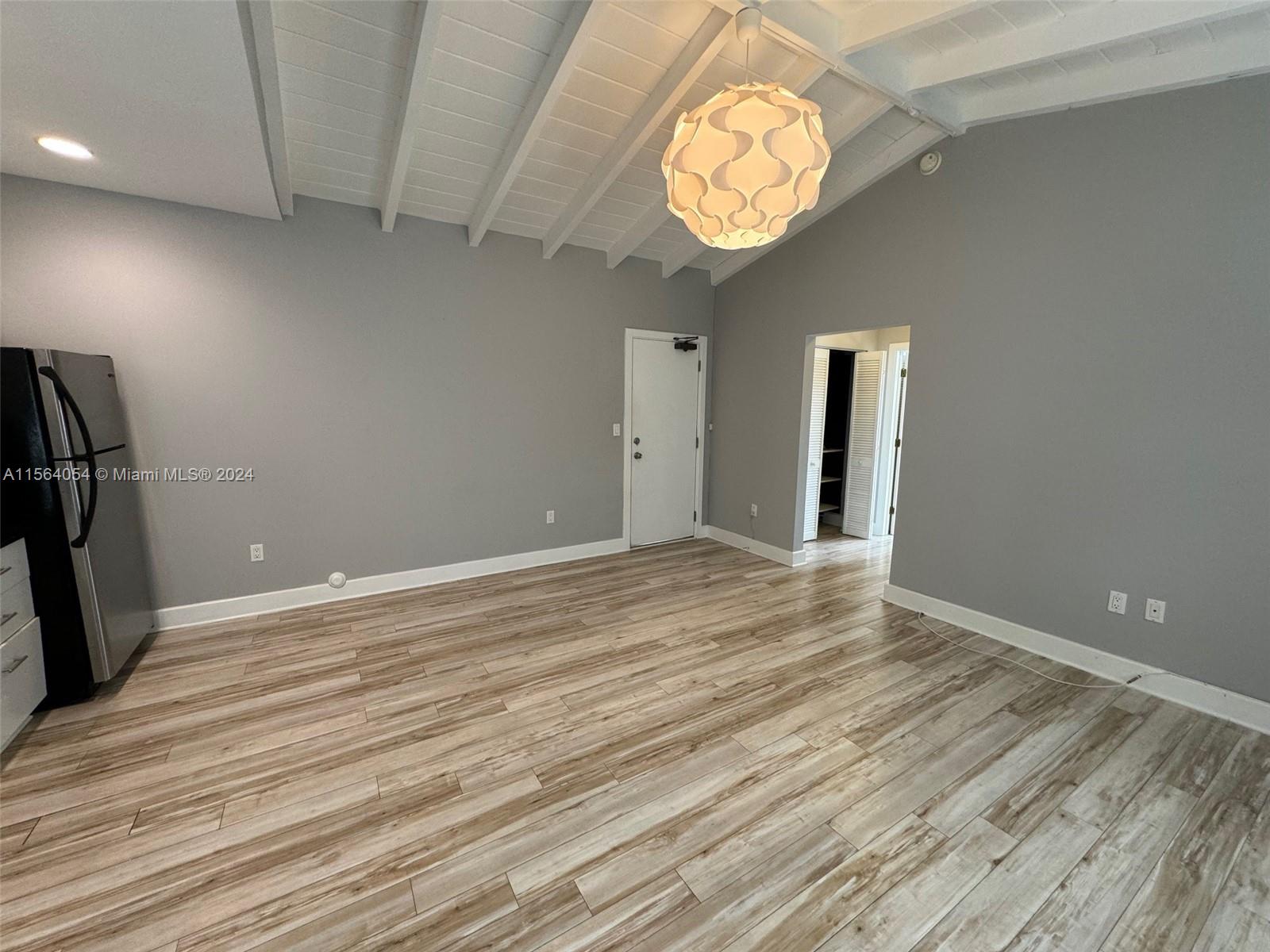 THE ABBOTT CONDO - Residential Lease