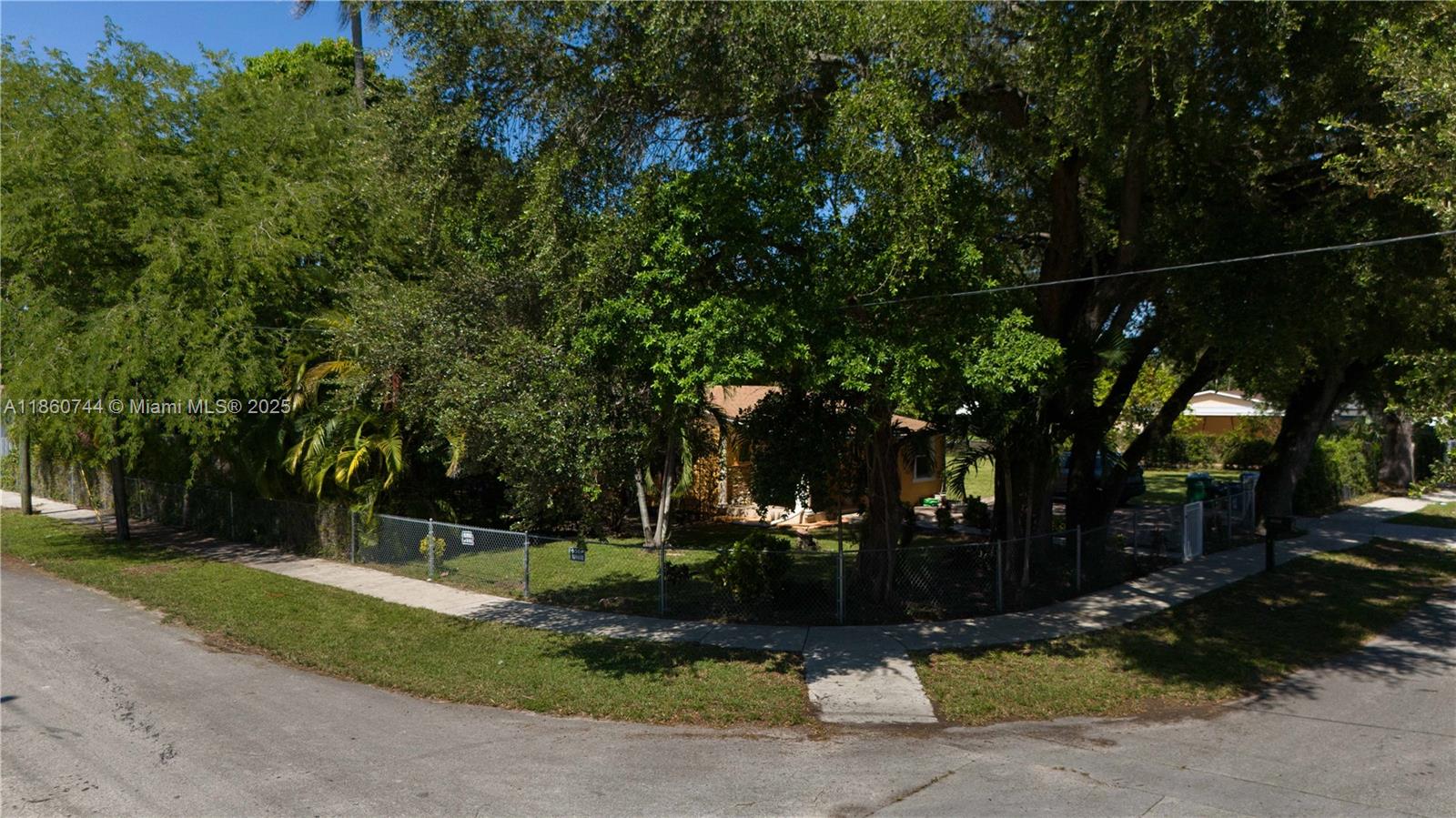 2081 NW 104th St