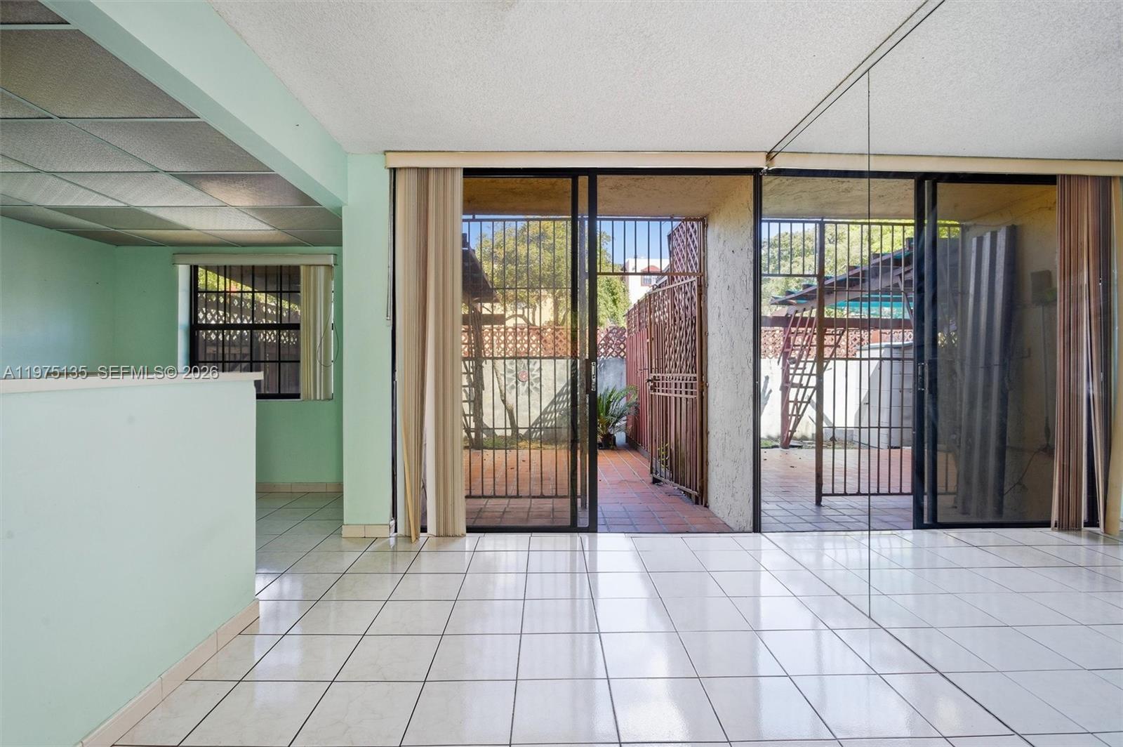 NEW PASEOS CASTELLANOS CO - Residential