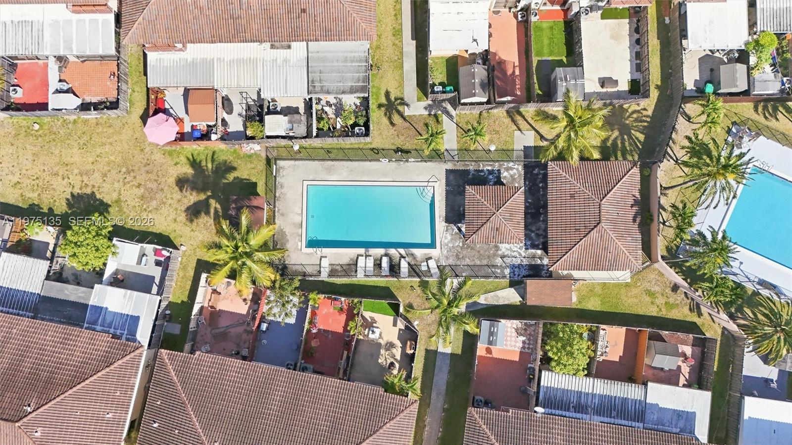 NEW PASEOS CASTELLANOS CO - Residential