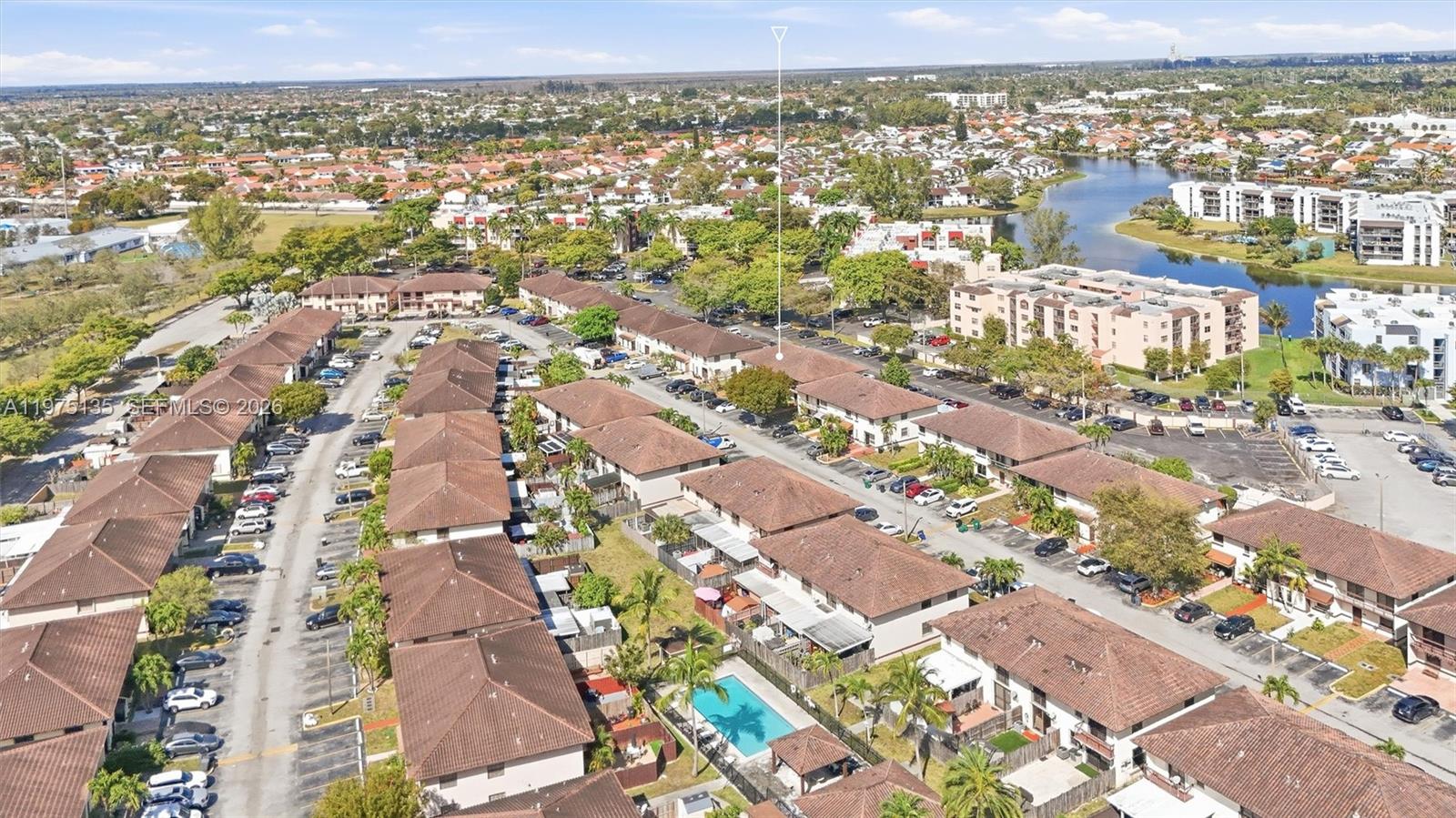 NEW PASEOS CASTELLANOS CO - Residential