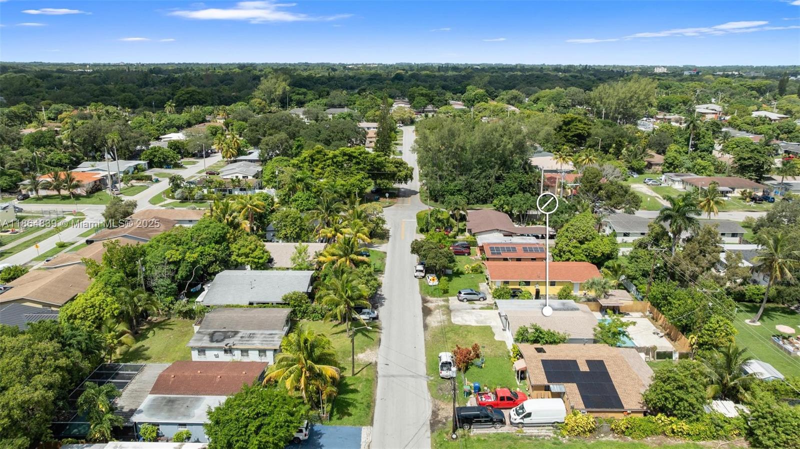 BISCAYNE SHORES UNIT 4 - Residential