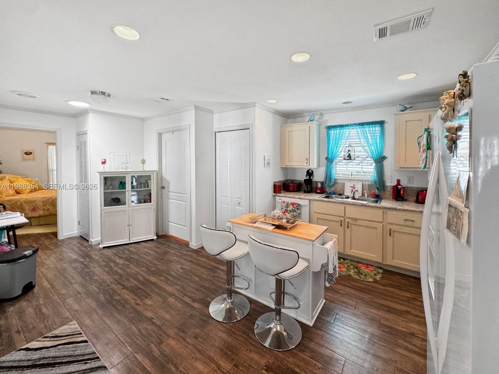 Lauder Lakes Mhp - Residential