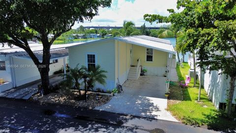 3001 SW 18th Ter, Lot 134 Fort Lauderdale FL 33315