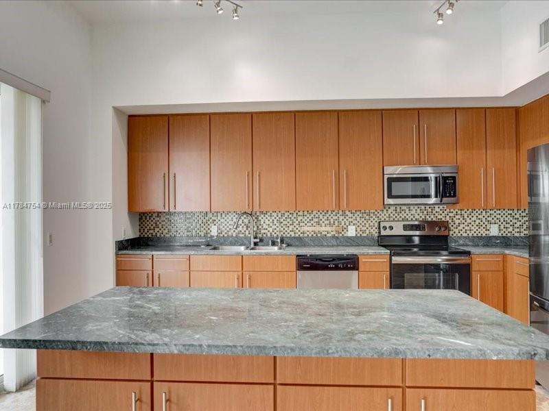 SPIAGGIA OCEAN CONDO - Residential Lease