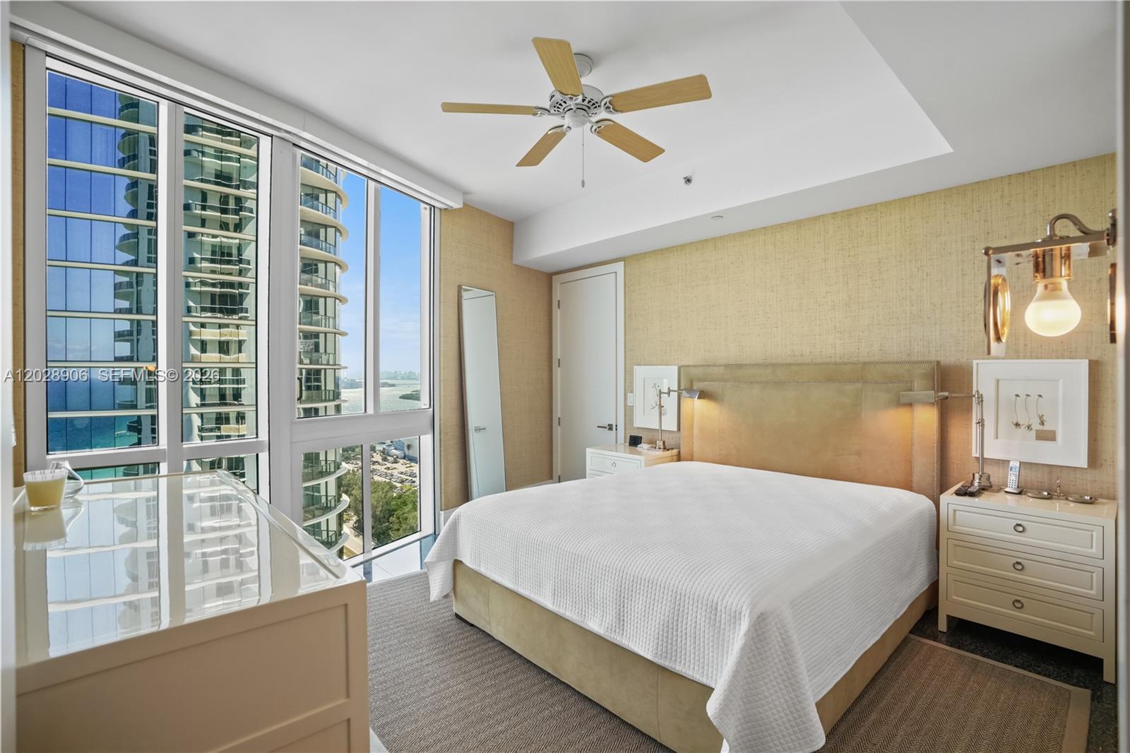 TDR TOWER III CONDO - Residential