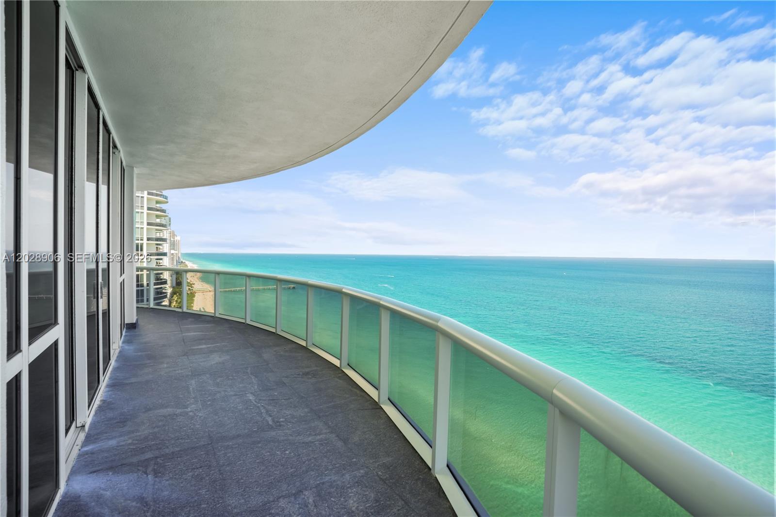 TDR TOWER III CONDO - Residential
