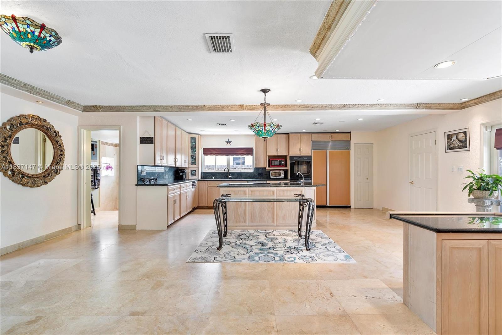 65 NE 209th Ter, Miami Gardens, FL, 33179/$495,000 3 65 NE 209th Ter