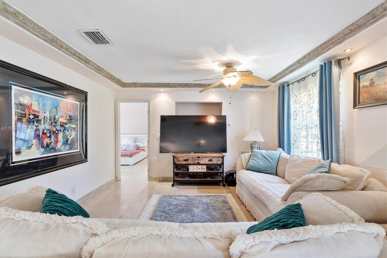 65 NE 209th Ter, Miami Gardens, FL, 33179/$495,000 1 65 NE 209th Ter