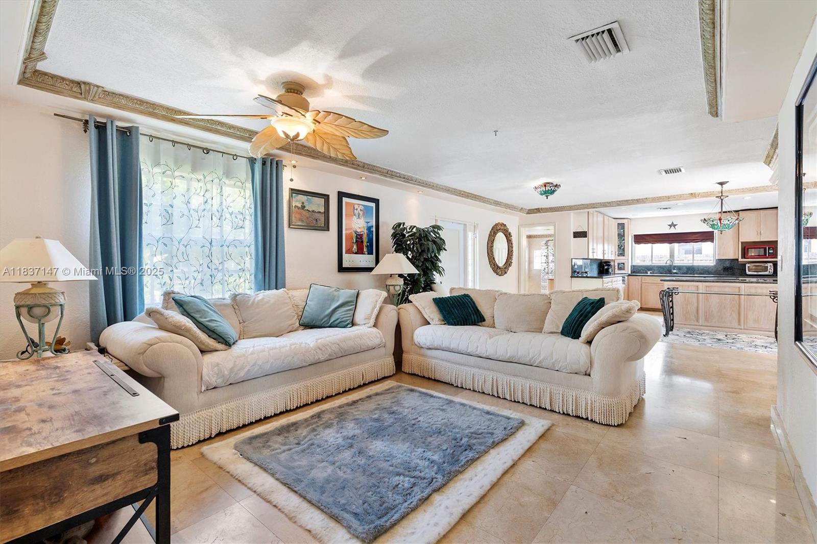 65 NE 209th Ter, Miami Gardens, FL, 33179/$495,000 2 65 NE 209th Ter