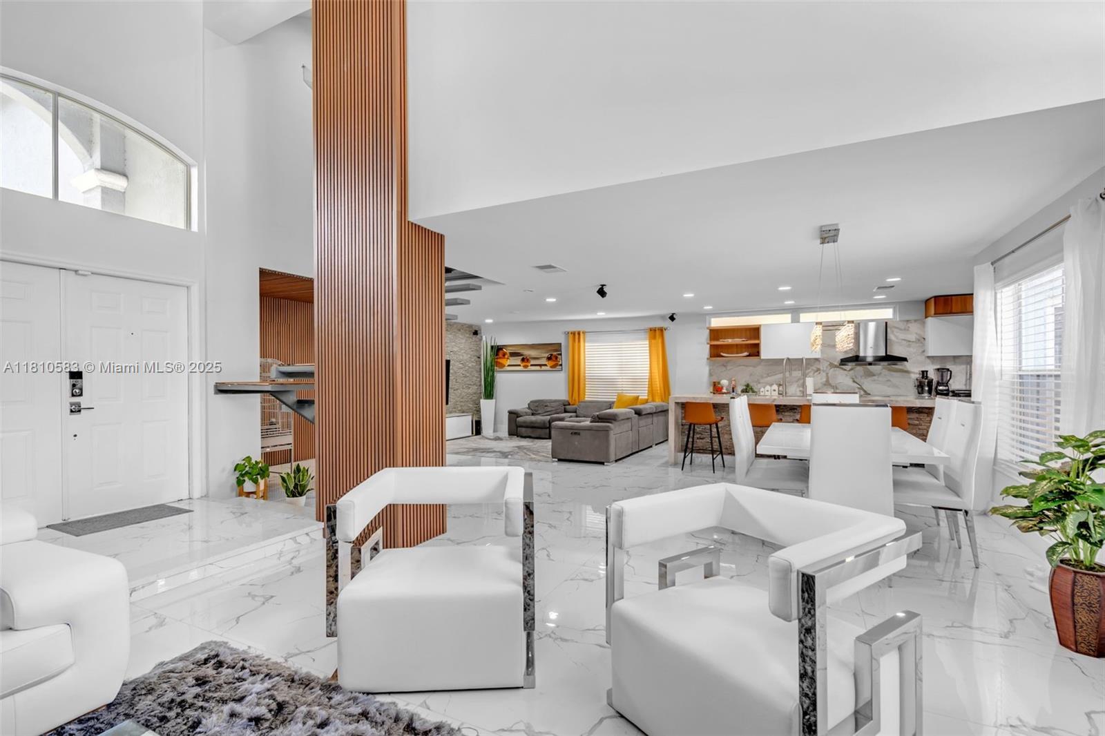 MAPLE RIDGE - Residential