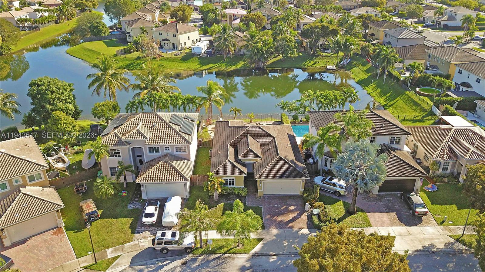 PELICAN BAY AT OLD CUTLER - Residential