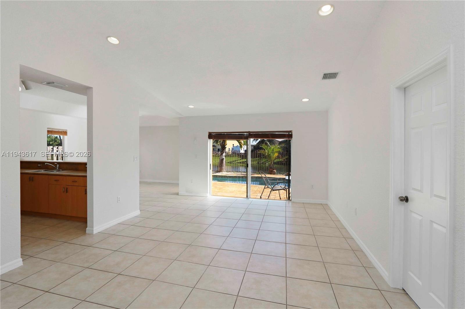 PELICAN BAY AT OLD CUTLER - Residential