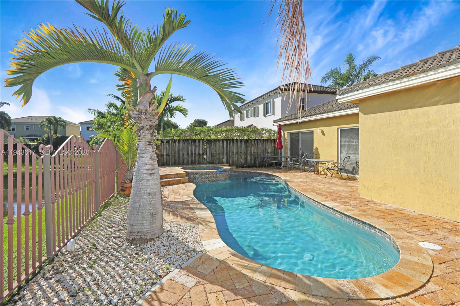 PELICAN BAY AT OLD CUTLER - Residential