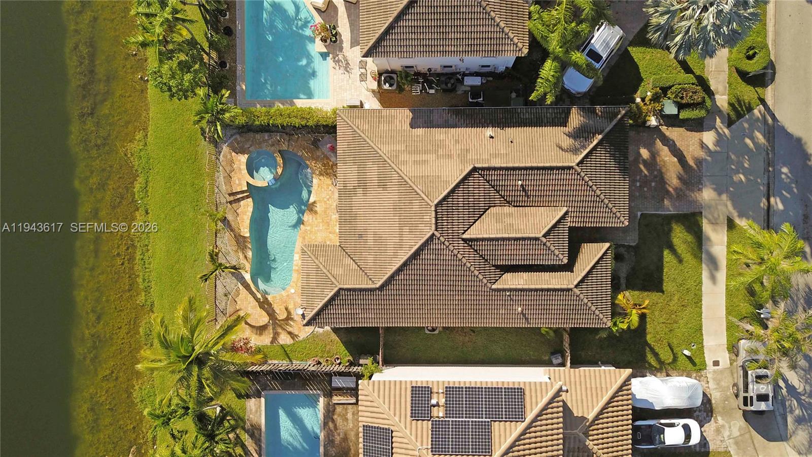 PELICAN BAY AT OLD CUTLER - Residential