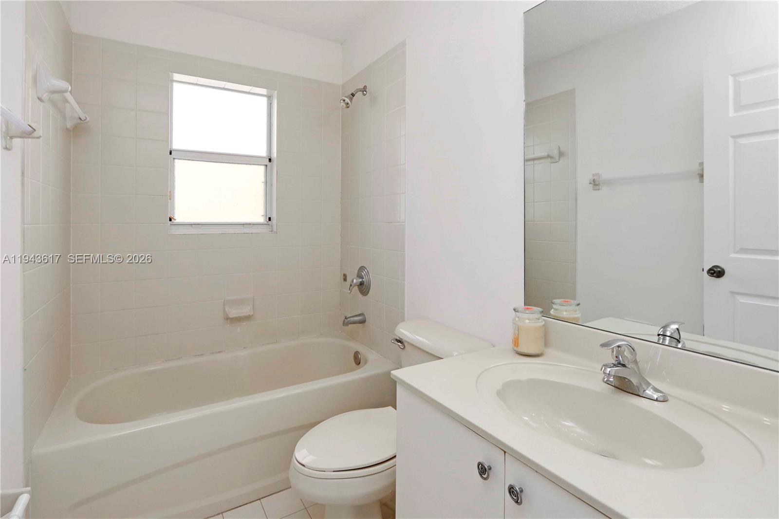 PELICAN BAY AT OLD CUTLER - Residential