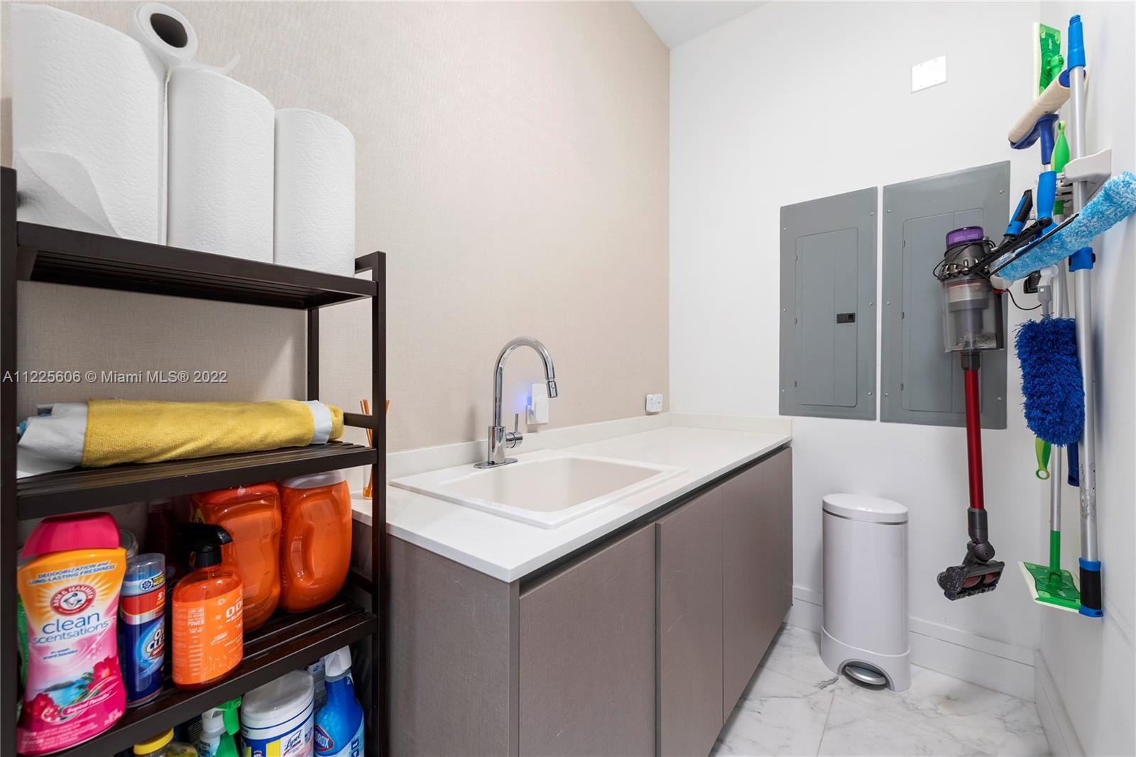 MUSE CONDO - Residential