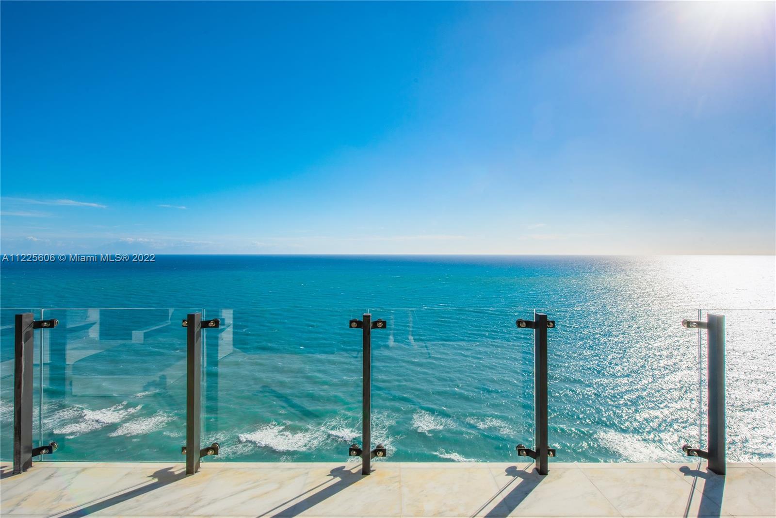 MUSE CONDO - Residential