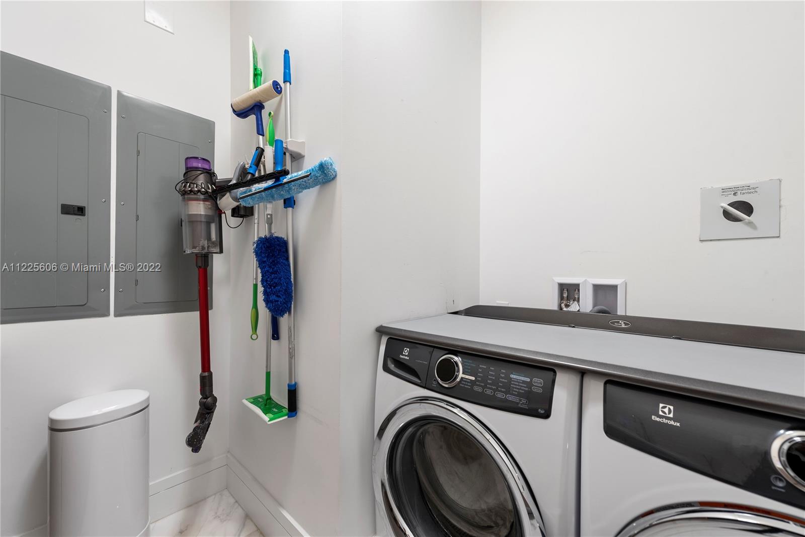 MUSE CONDO - Residential