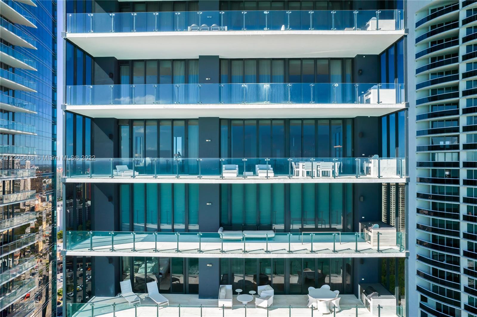 MUSE CONDO - Residential