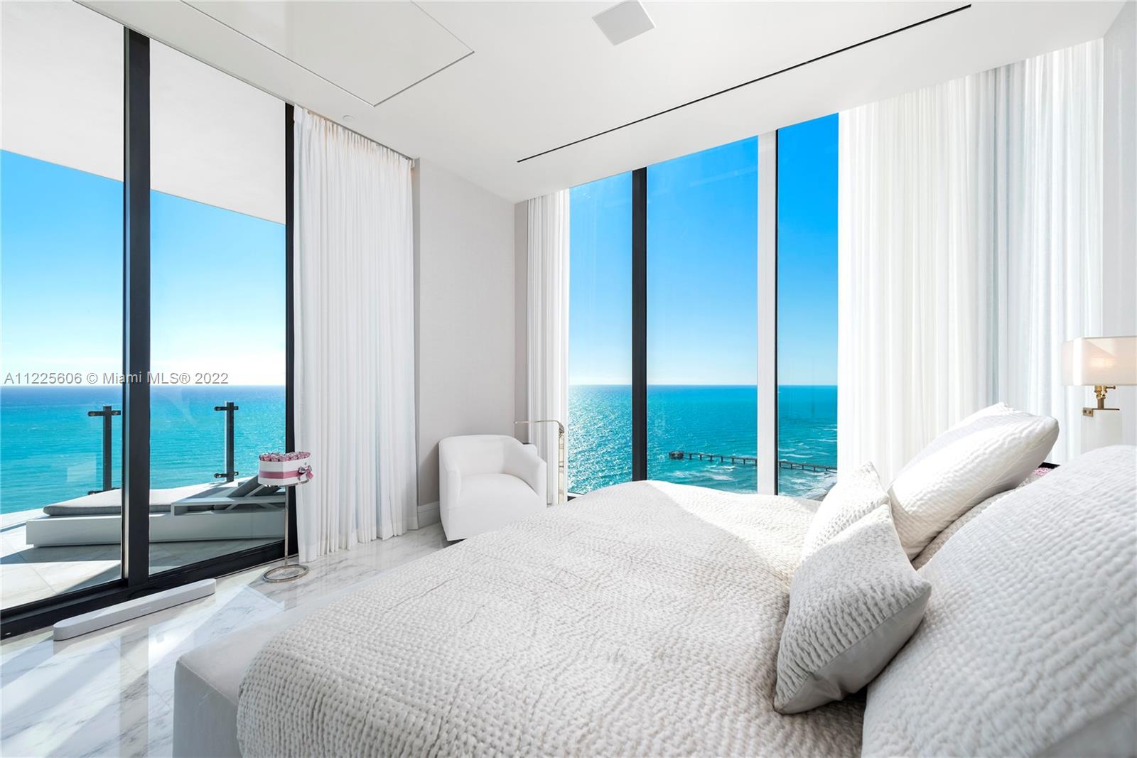 MUSE CONDO - Residential